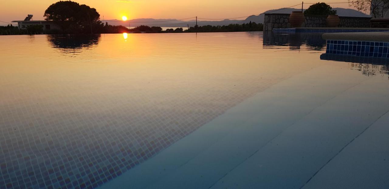 Villa Sealine Pefki Exteriér fotografie